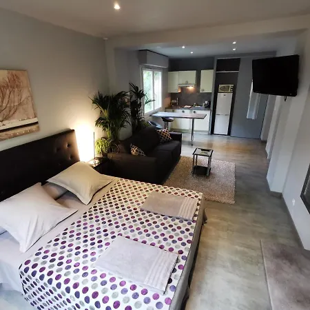 Appartements Le Clos Des Bambous Apartment Begles