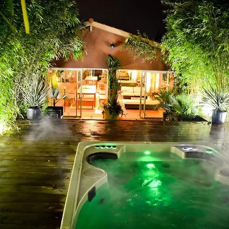 Appartements Le Clos Des Bambous *